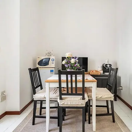 Apartament Al Quadrilatero - Location